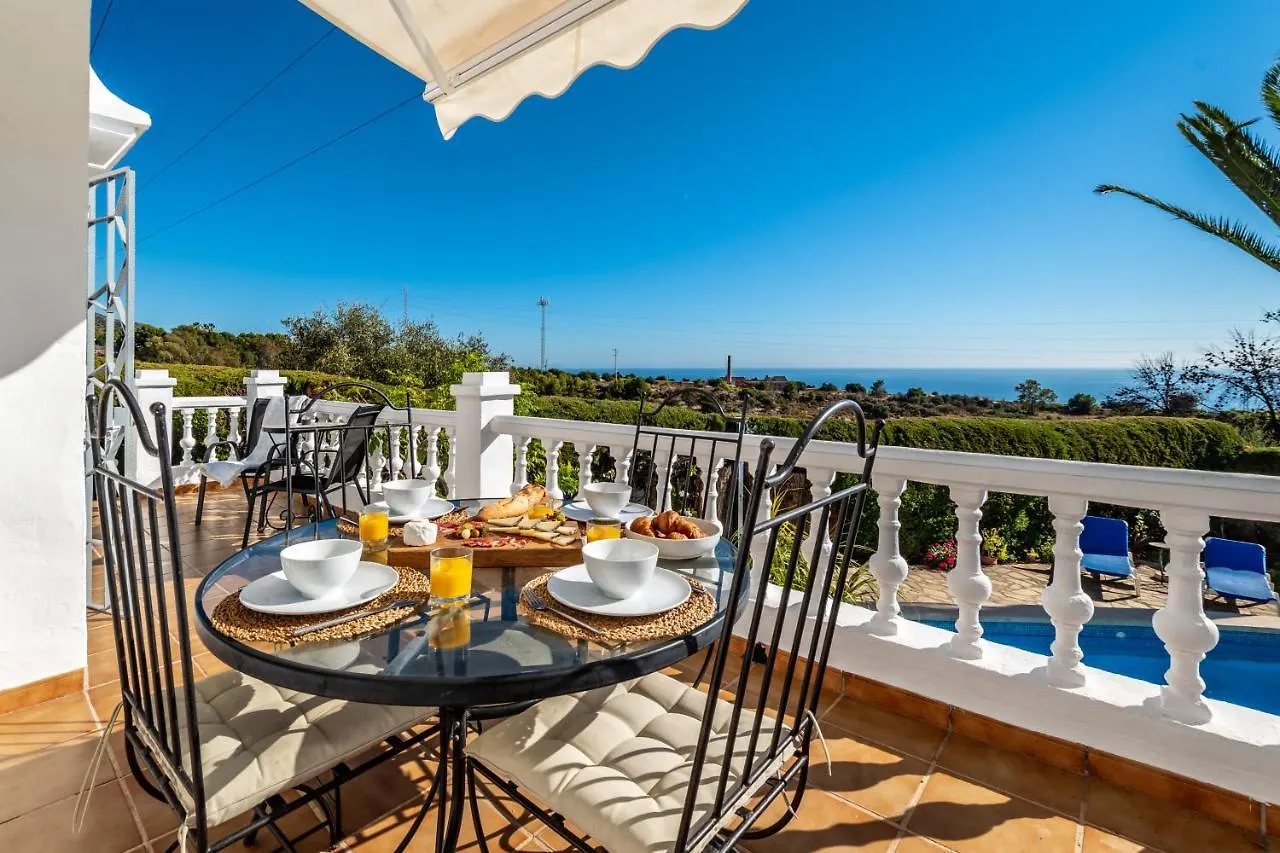 Los Olivos, Nerja Βίλα